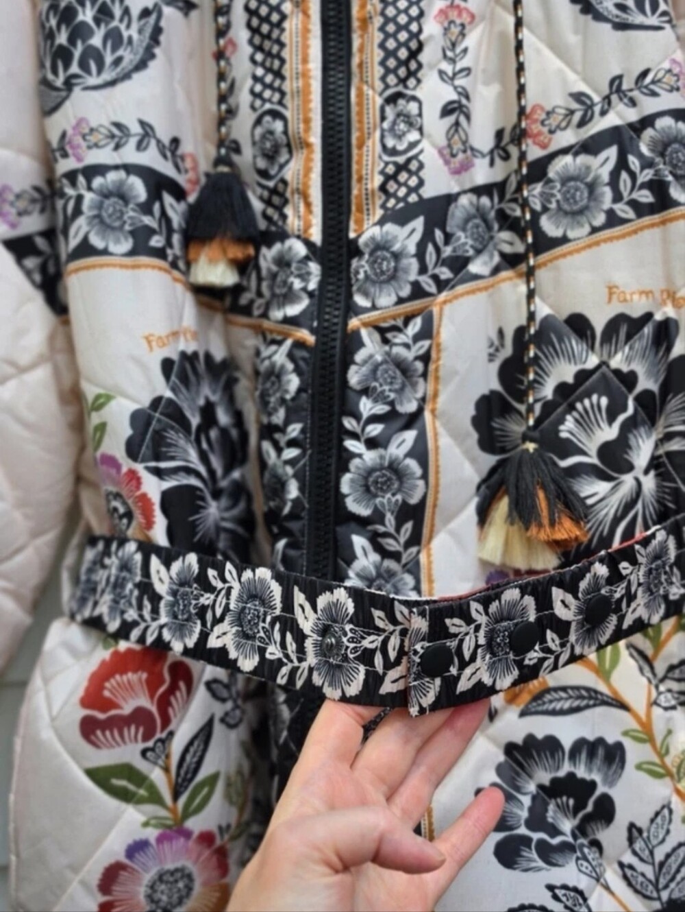 Stuning New Farm Rio Romantic Garden Reversible Puffed Hooded Belted Jacket L XL - Picture 9 of 16